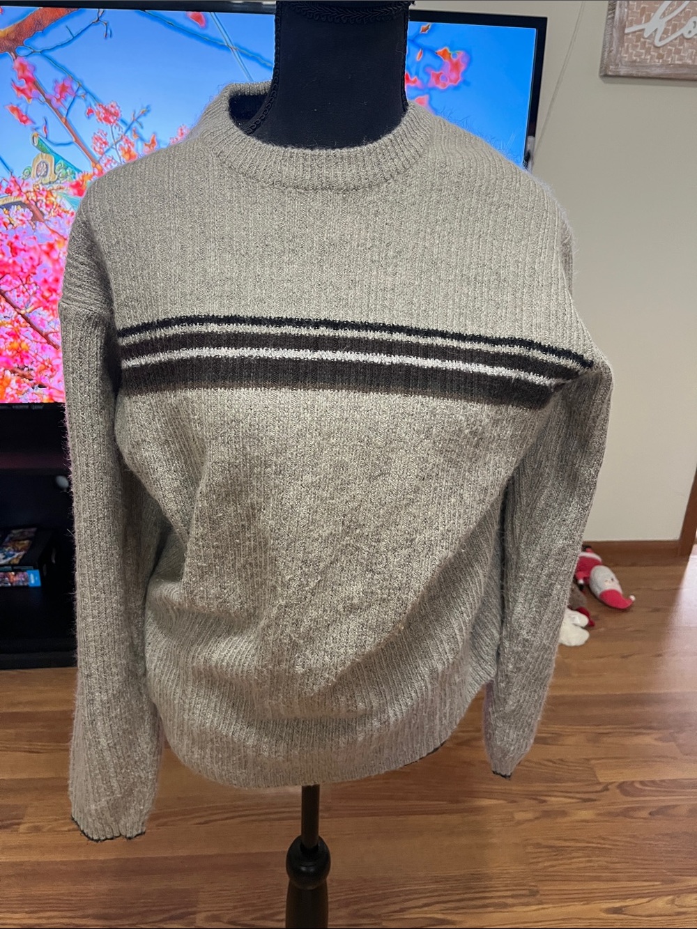 Arizona Jean Company Light Gray Crewneck Sweater with Black & White Stripes